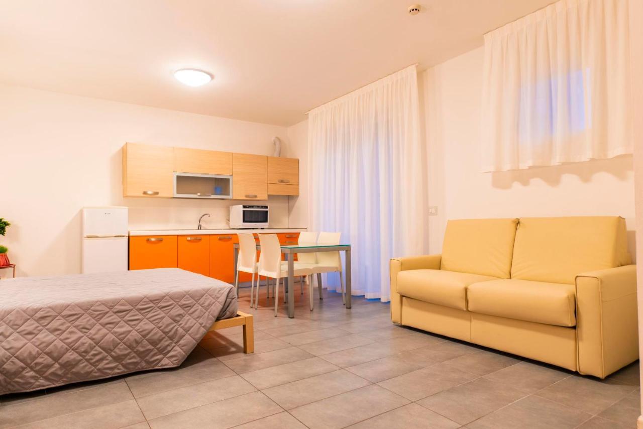 Residence Burano Lido di Jesolo Exterior photo